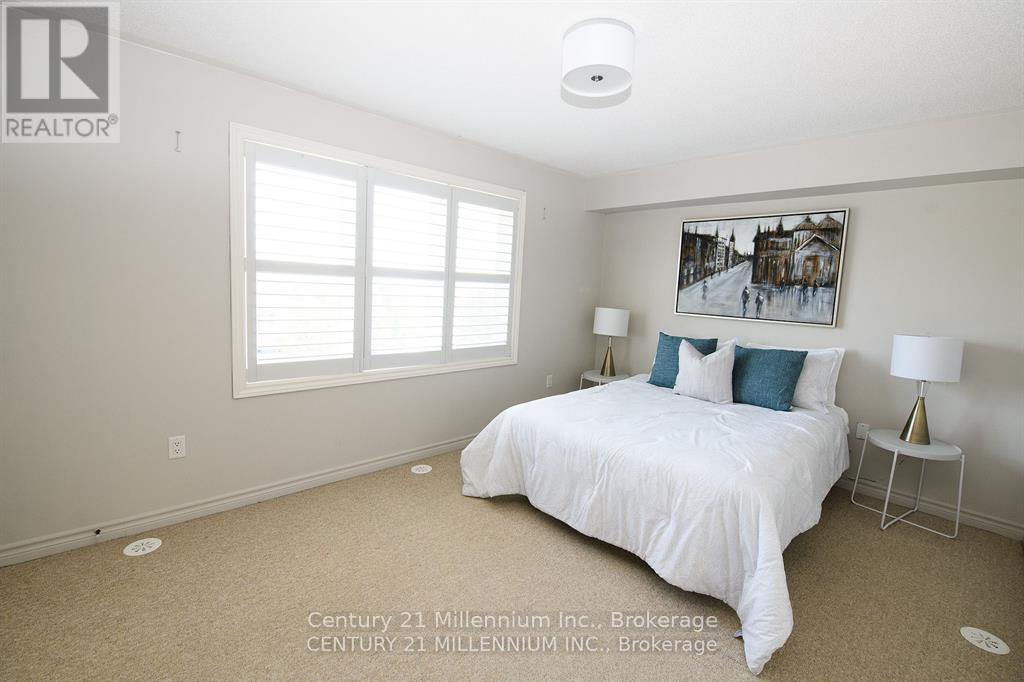Photo 14 of 24 Joseph Trail, Collingwood ON