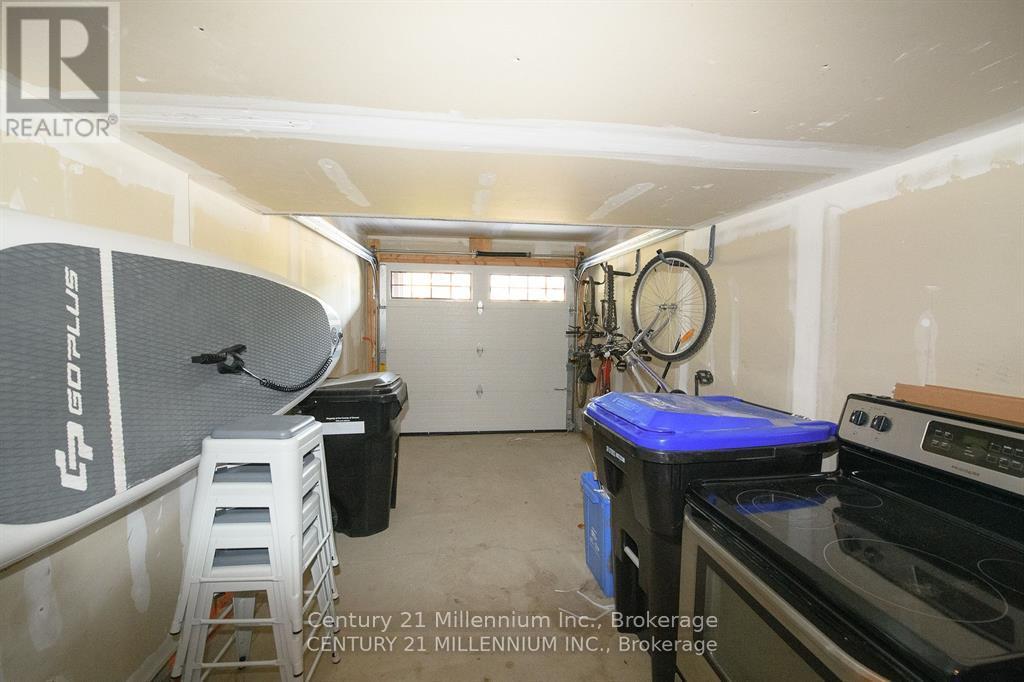 Photo 18 of 24 Joseph Trail, Collingwood ON