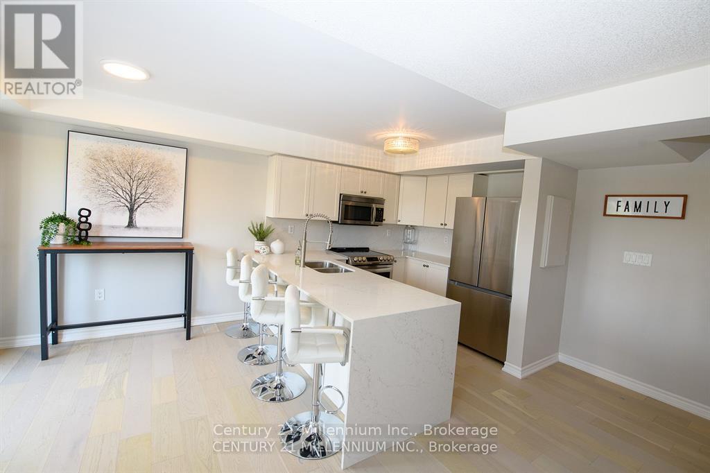 Photo 5 of 24 Joseph Trail, Collingwood ON