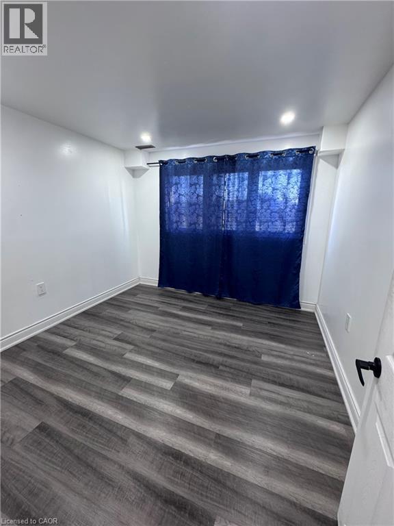 Photo 10 of 138 Watermill Street, Kitchener ON