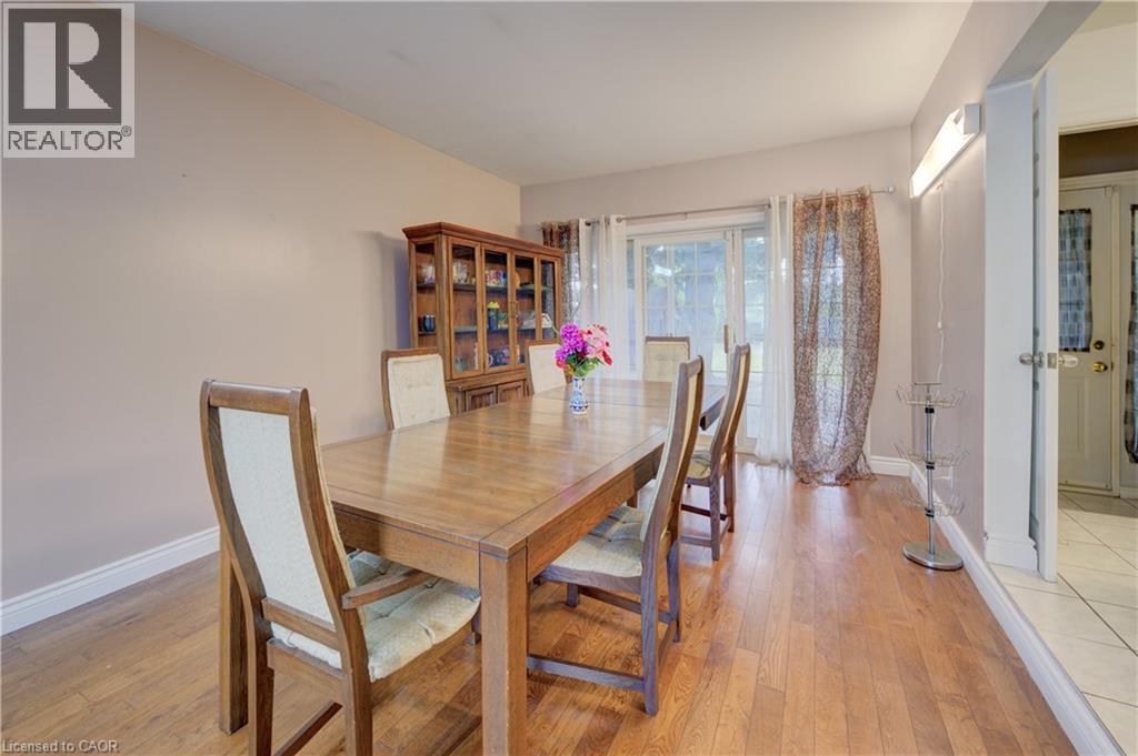 Photo 6 of 1740 Holley Crescent, Cambridge ON
