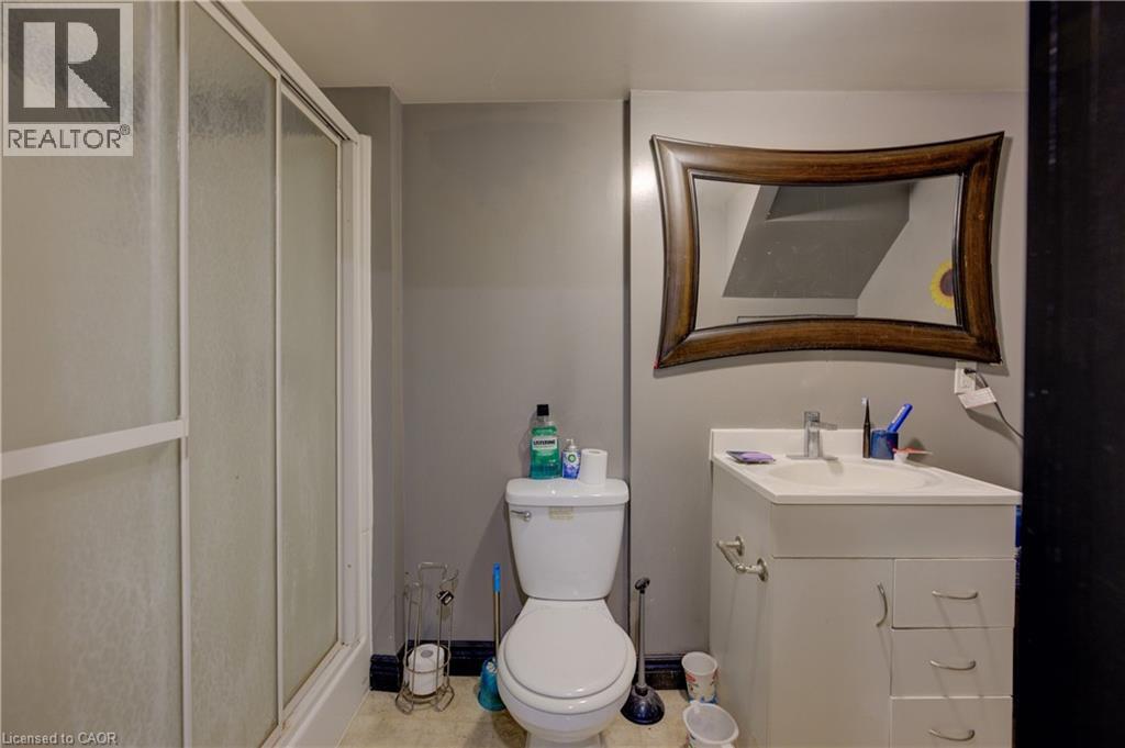 Photo 18 of 1740 Holley Crescent, Cambridge ON