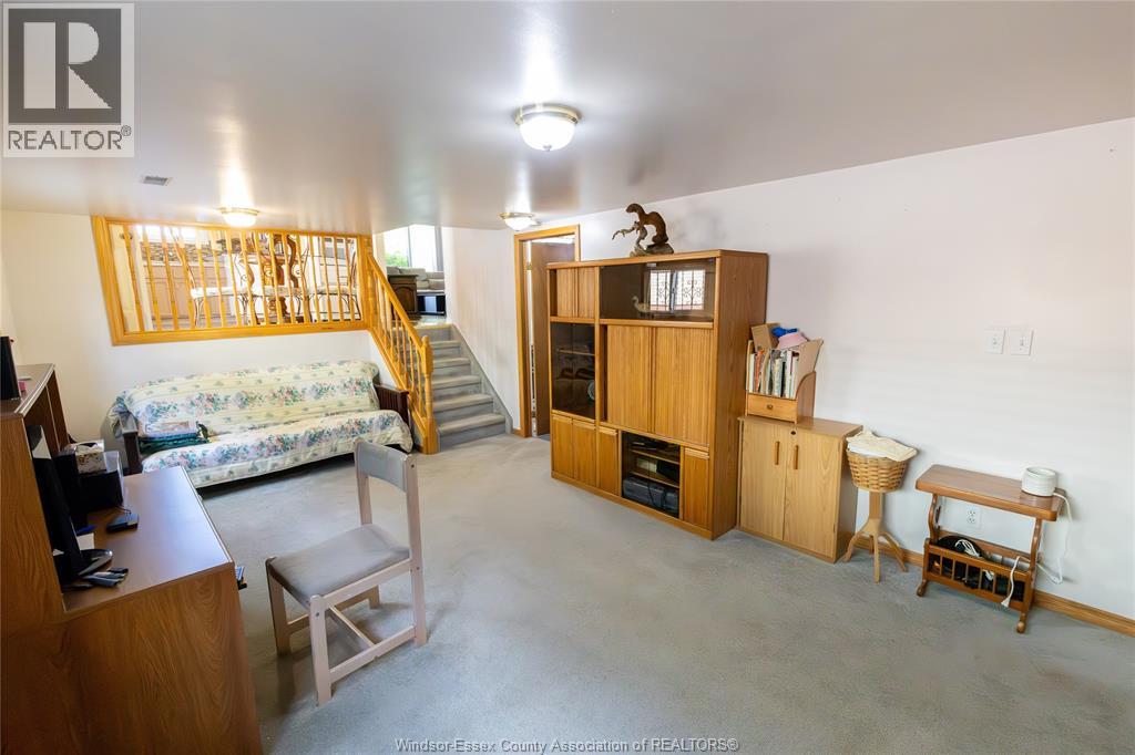 Photo 14 of 3526 Hemlock, Windsor ON
