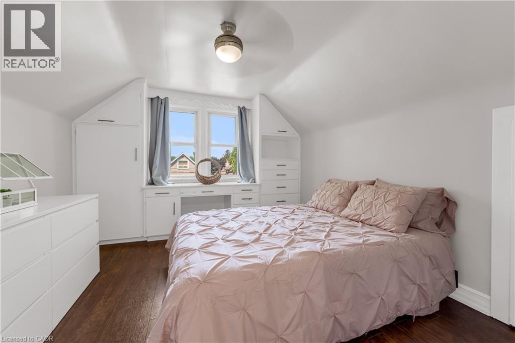 Photo 11 of 150 Garside Avenue S, Hamilton ON