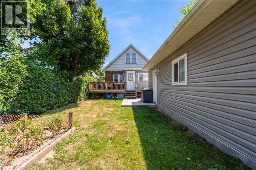 Photo 12 of 150 Garside Avenue S, Hamilton ON