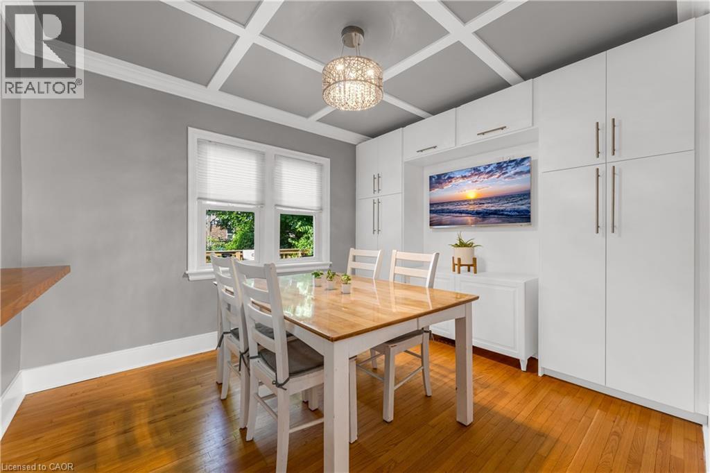 Photo 4 of 150 Garside Avenue S, Hamilton ON