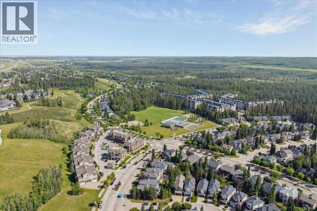 Photo 49 of 374 Discovery Ridge Way Sw, Calgary AB