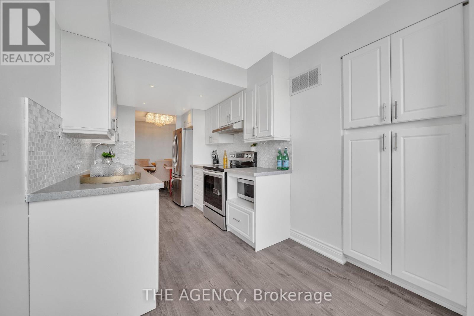 Photo 13 of 505 30 Malta Avenue, Brampton ON