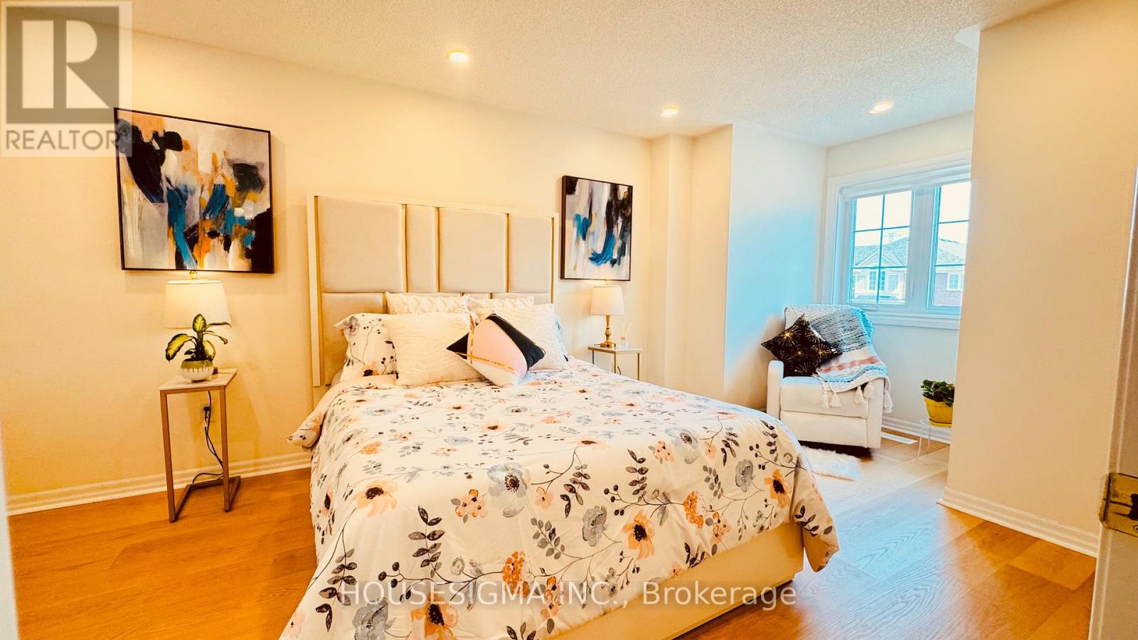 Photo 10 of 1630 Samuelson Circle, Mississauga ON