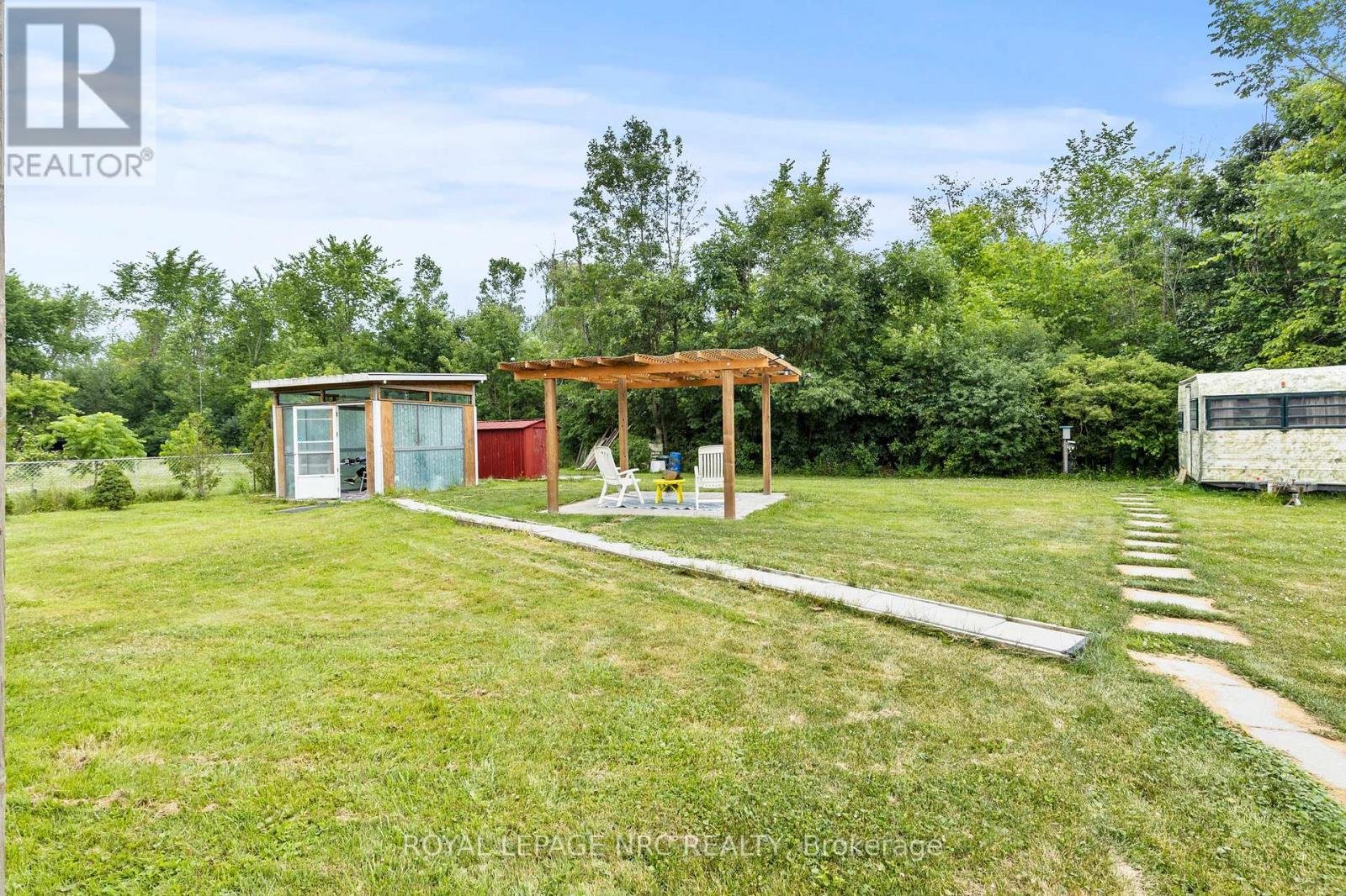 Photo 41 of 40 Kingsway, Welland ON