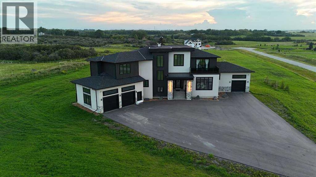 Photo 3 of 40075 299 Avenue E, Rural Foothills County AB