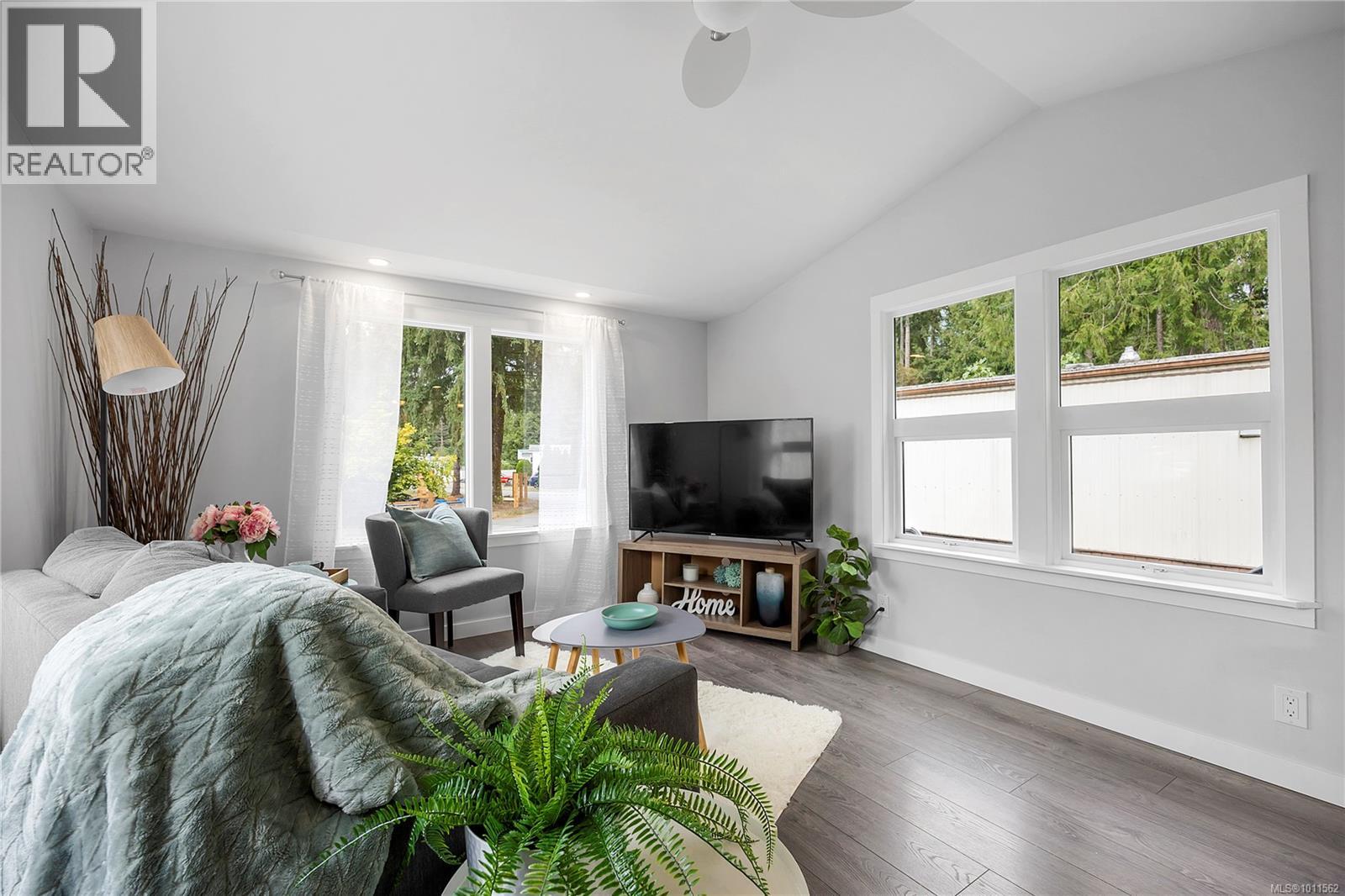 Photo 20 of 15 3449 Hallberg Rd, Nanaimo BC