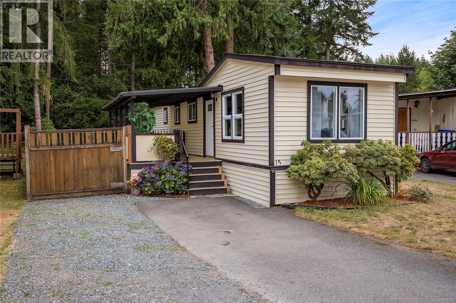 Photo 35 of 15 3449 Hallberg Rd, Nanaimo BC