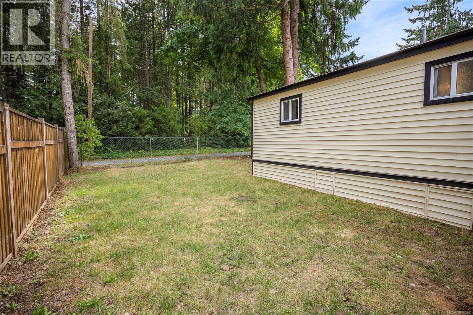 Photo 30 of 15 3449 Hallberg Rd, Nanaimo BC