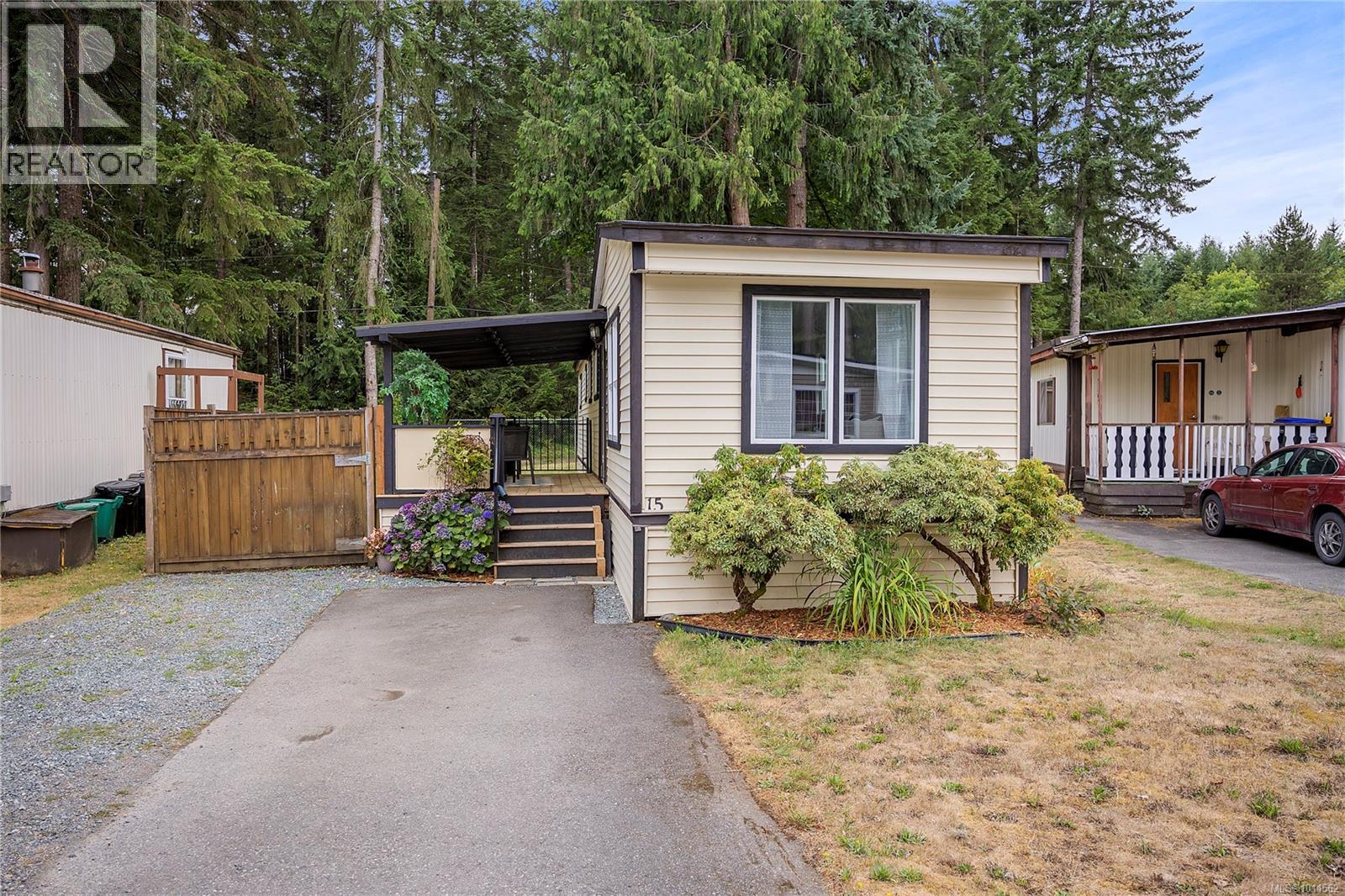 Photo 32 of 15 3449 Hallberg Rd, Nanaimo BC