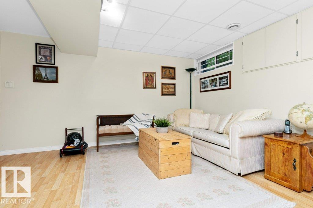 Photo 43 of 9308 176 A St Nw, Edmonton AB
