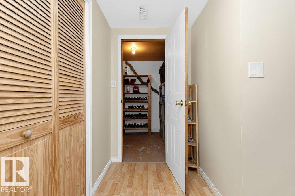 Photo 51 of 9308 176 A St Nw, Edmonton AB