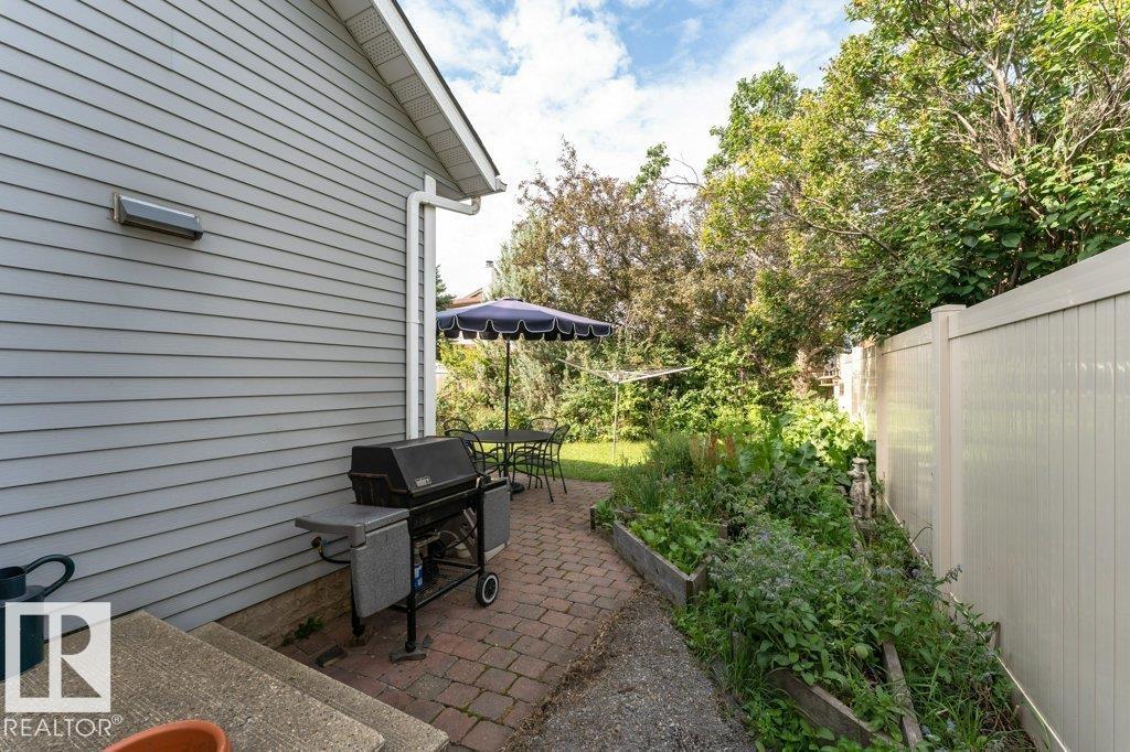 Photo 52 of 9308 176 A St Nw, Edmonton AB