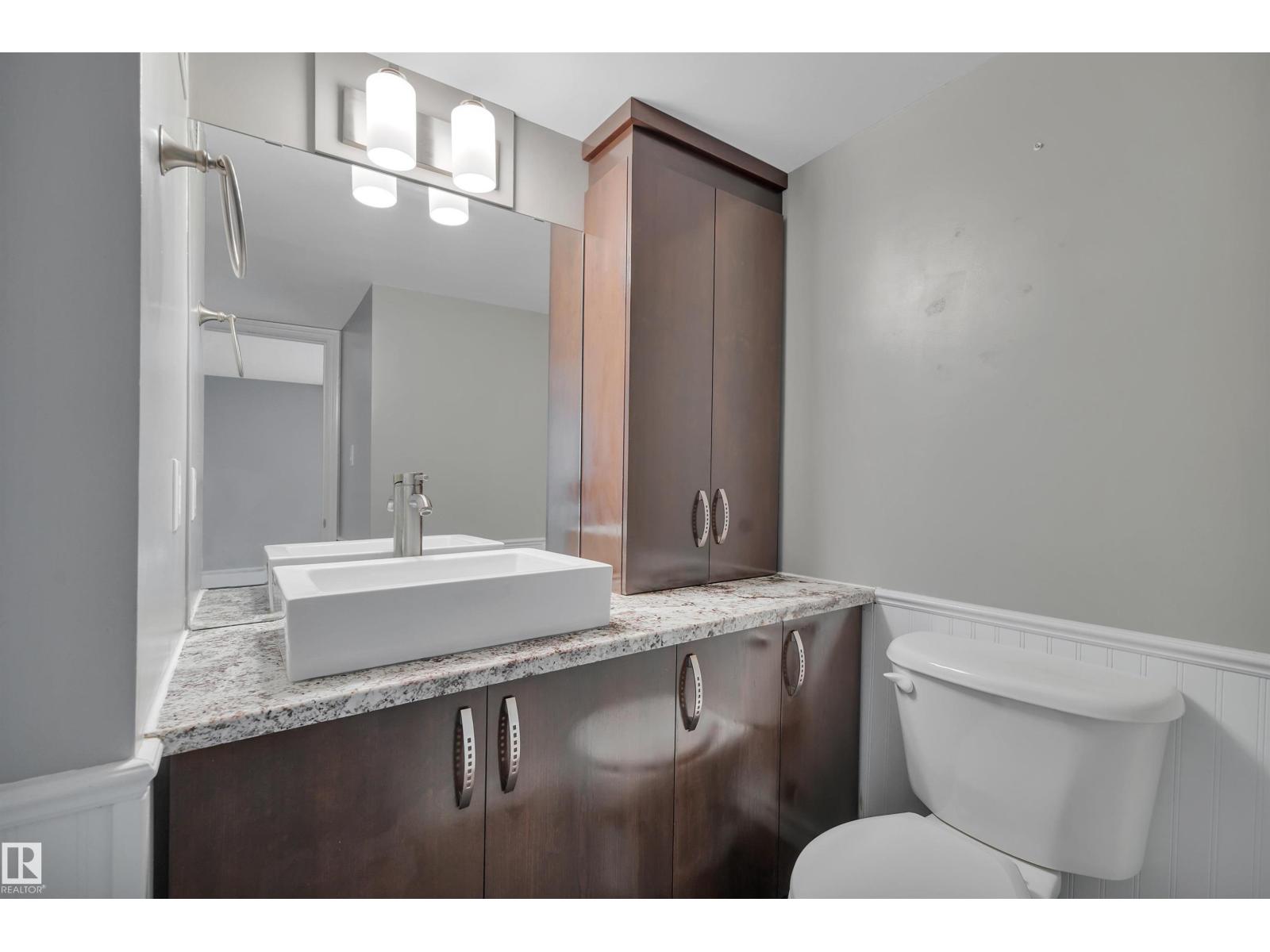 Photo 23 of 105 11011 86 Av Nw, Edmonton AB