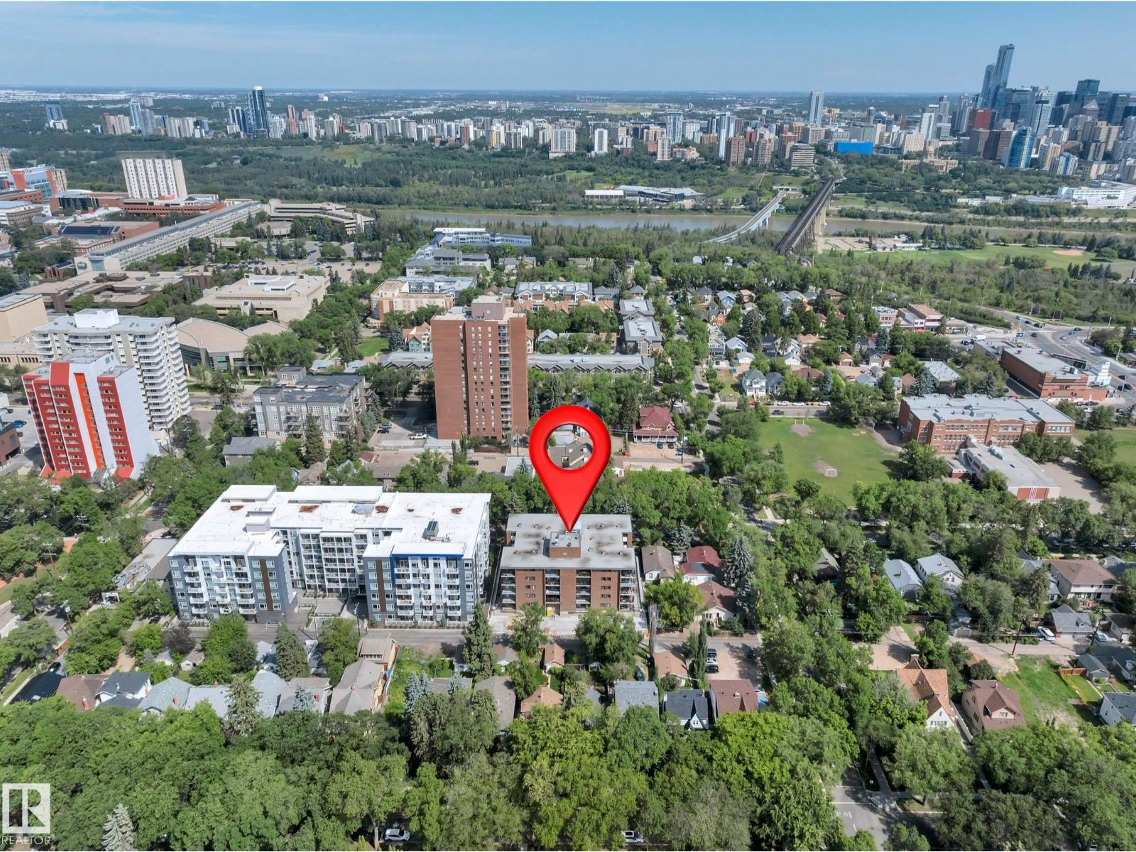 Photo 28 of 105 11011 86 Av Nw, Edmonton AB
