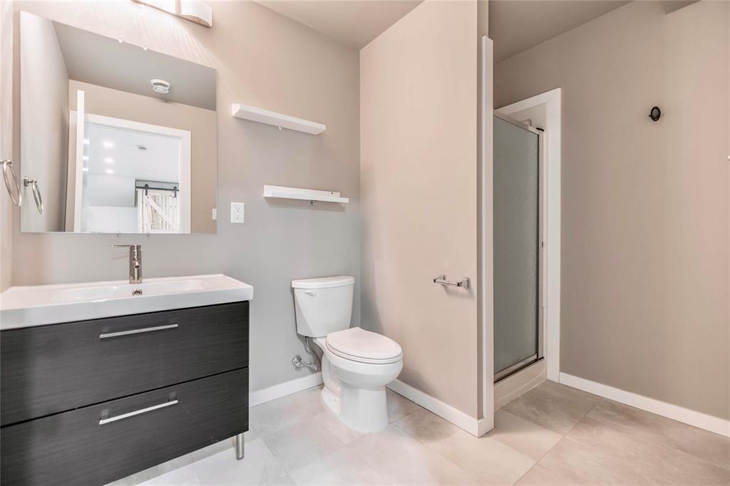 Photo 10 of 705 1355 Lee Boulevard, Winnipeg MB