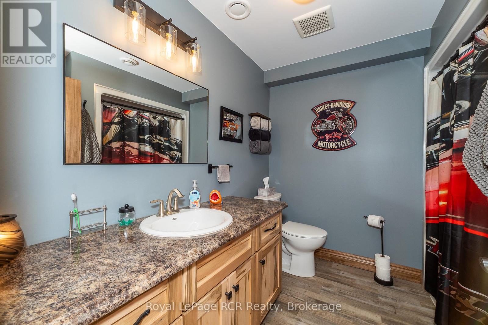Photo 29 of 742654 Sideroad 4 B, Chatsworth ON