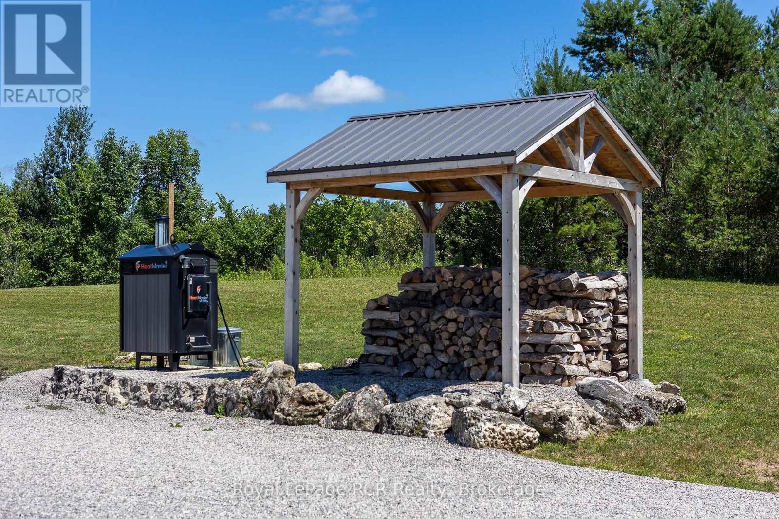 Photo 14 of 742654 Sideroad 4 B, Chatsworth ON