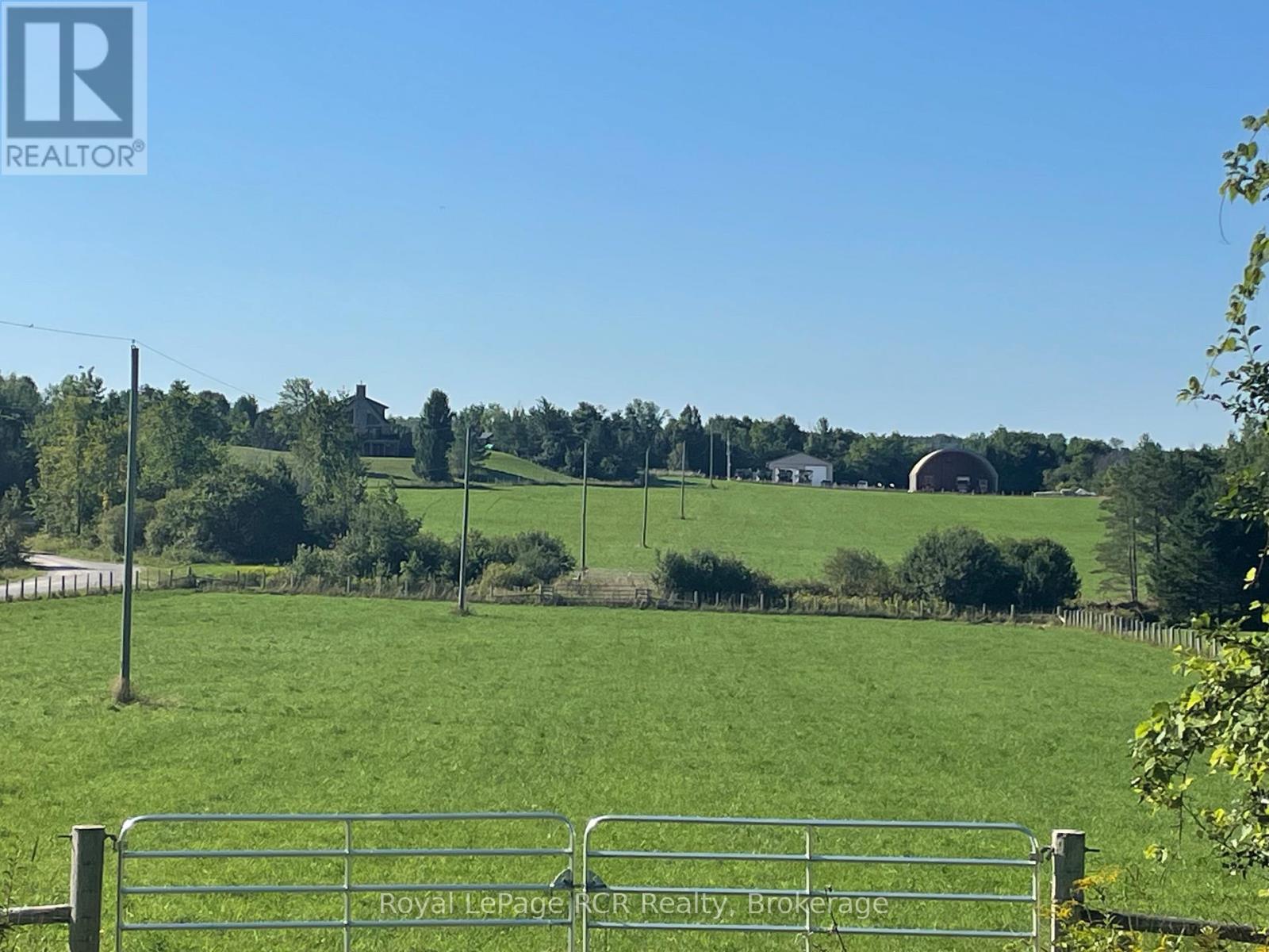 Photo 42 of 742654 Sideroad 4 B, Chatsworth ON