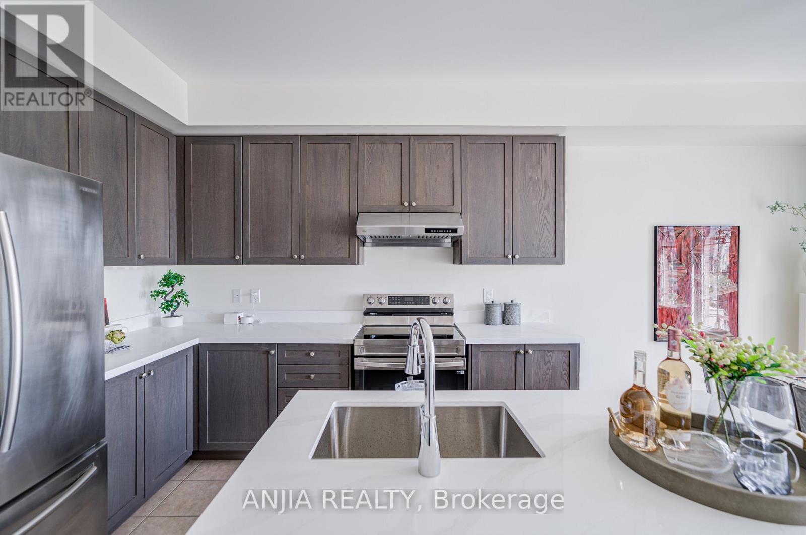 Photo 18 of 9349 Kennedy Road, Markham ON