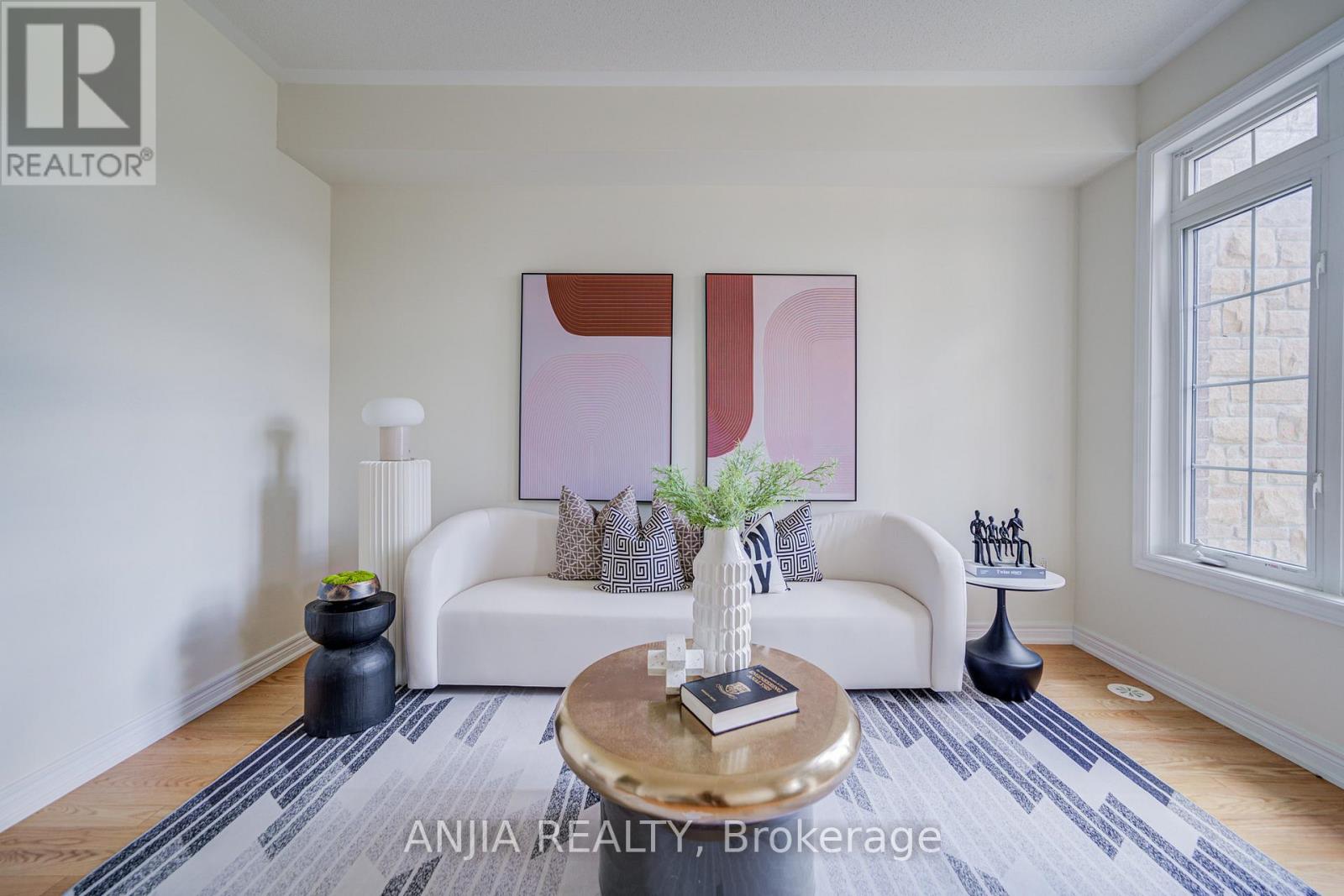Photo 8 of 9349 Kennedy Road, Markham ON