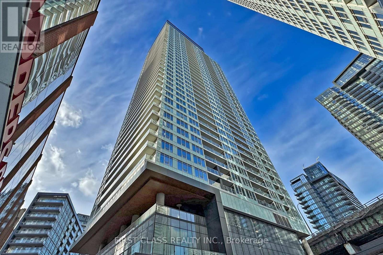 Photo 1 of 3012 19 Bathurst Street, Toronto ON