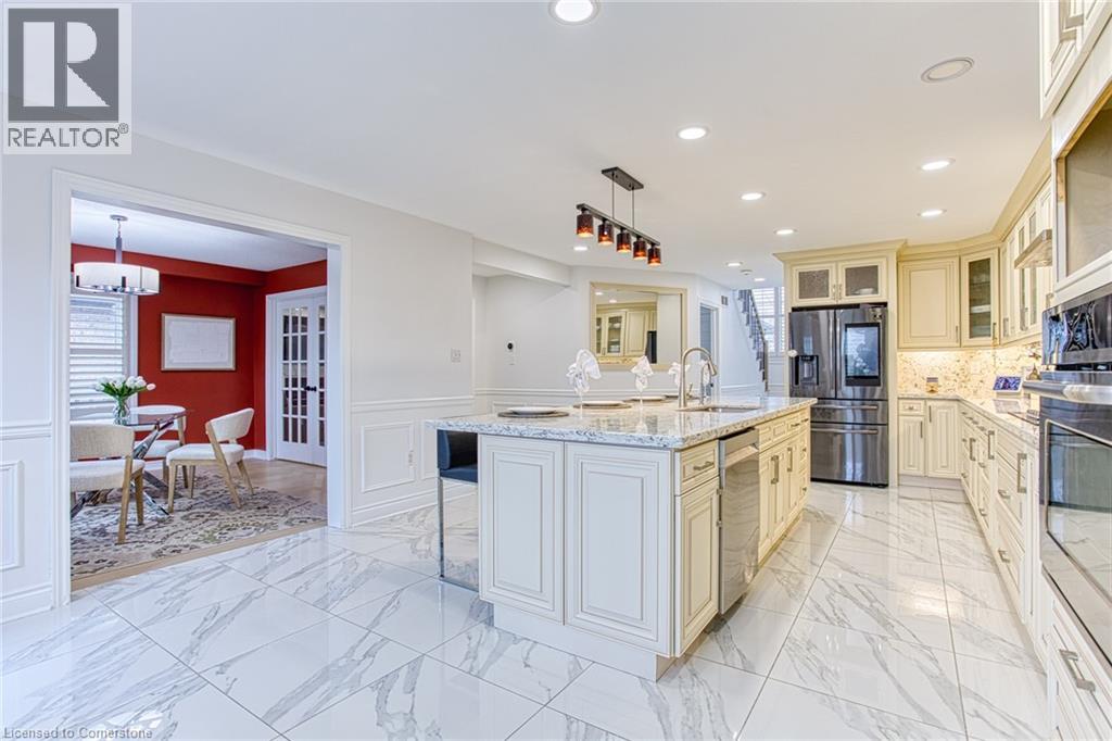 Photo 9 of 50 Tuscani Drive, Hamilton ON