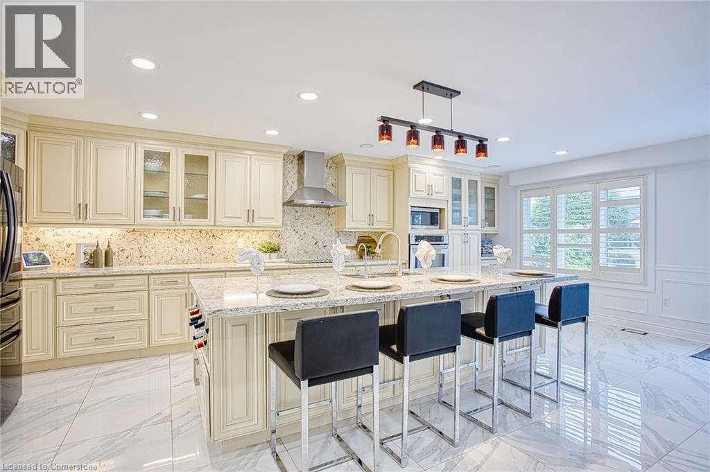 Photo 20 of 50 Tuscani Drive, Hamilton ON