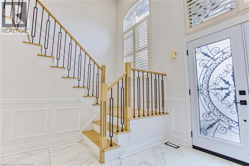Photo 1 of 50 Tuscani Drive, Hamilton ON