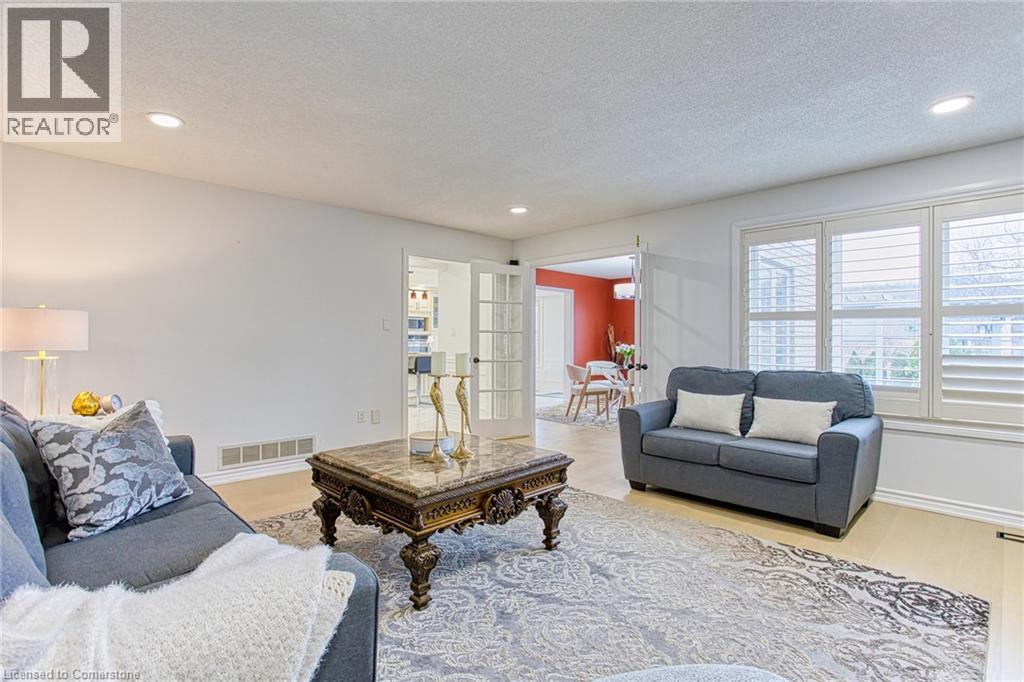 Photo 43 of 50 Tuscani Drive, Hamilton ON