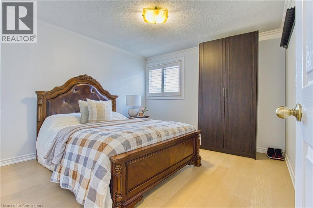 Photo 33 of 50 Tuscani Drive, Hamilton ON