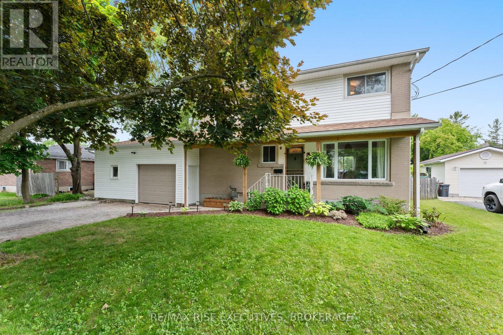 Photo 10 of 1267 Leyton Avenue, Kingston ON