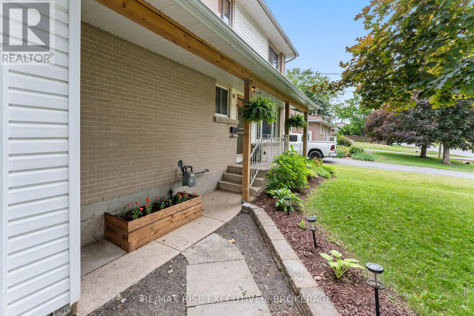 Photo 21 of 1267 Leyton Avenue, Kingston ON