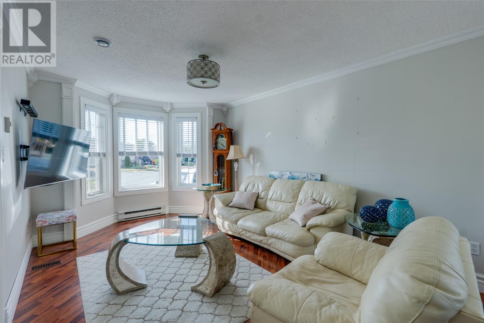 Photo 8 of 11 Gillian Place, Paradise NL
