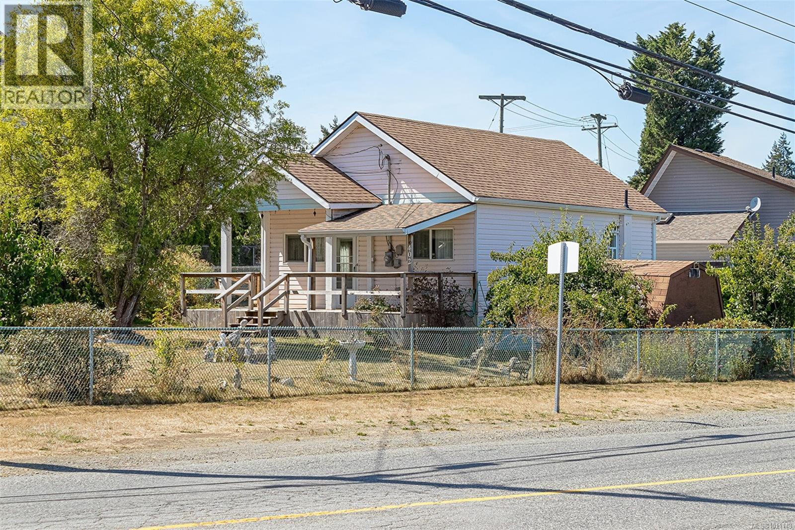 Photo 24 of 402 Symonds St, Ladysmith BC