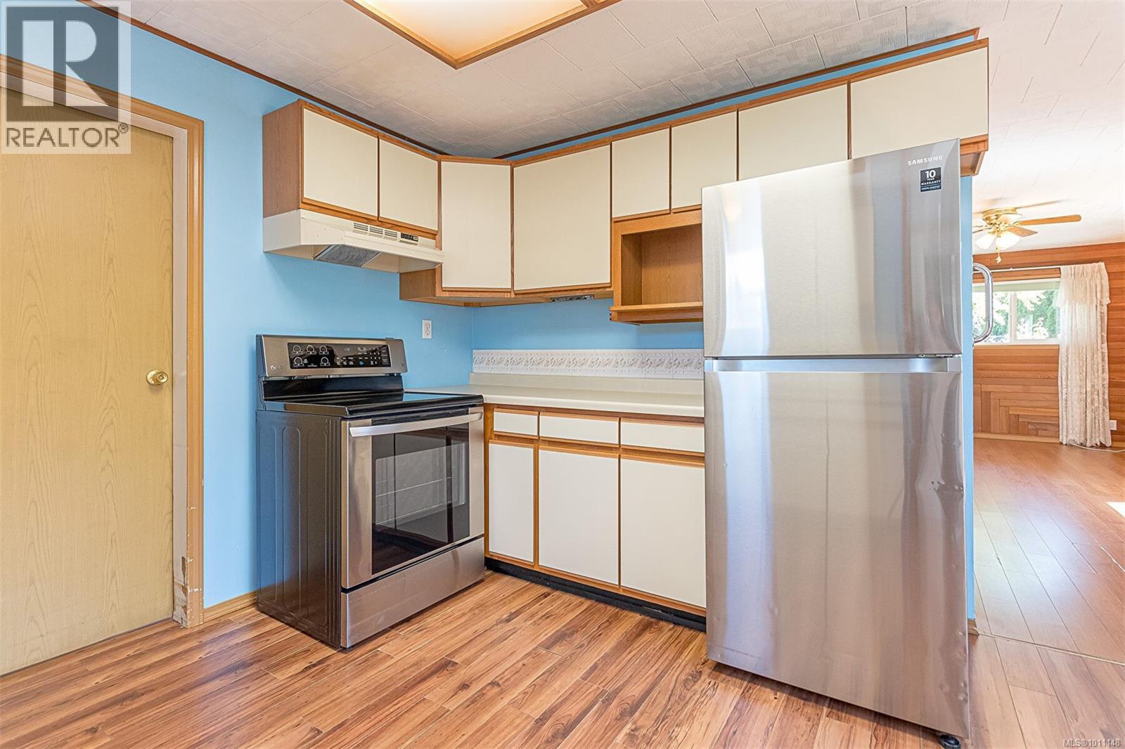 Photo 9 of 402 Symonds St, Ladysmith BC