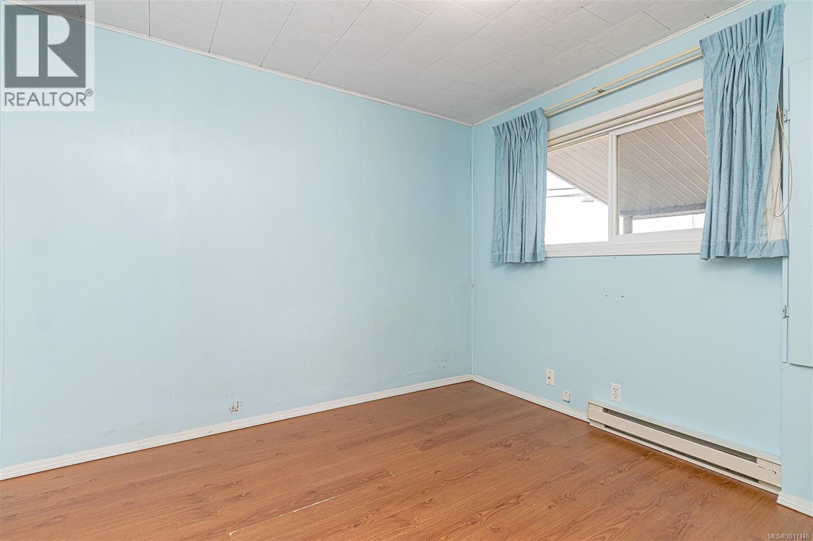 Photo 48 of 402 Symonds St, Ladysmith BC