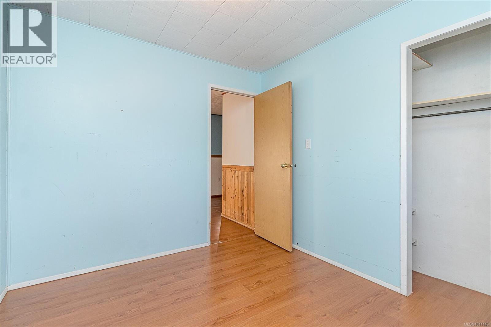 Photo 2 of 402 Symonds St, Ladysmith BC