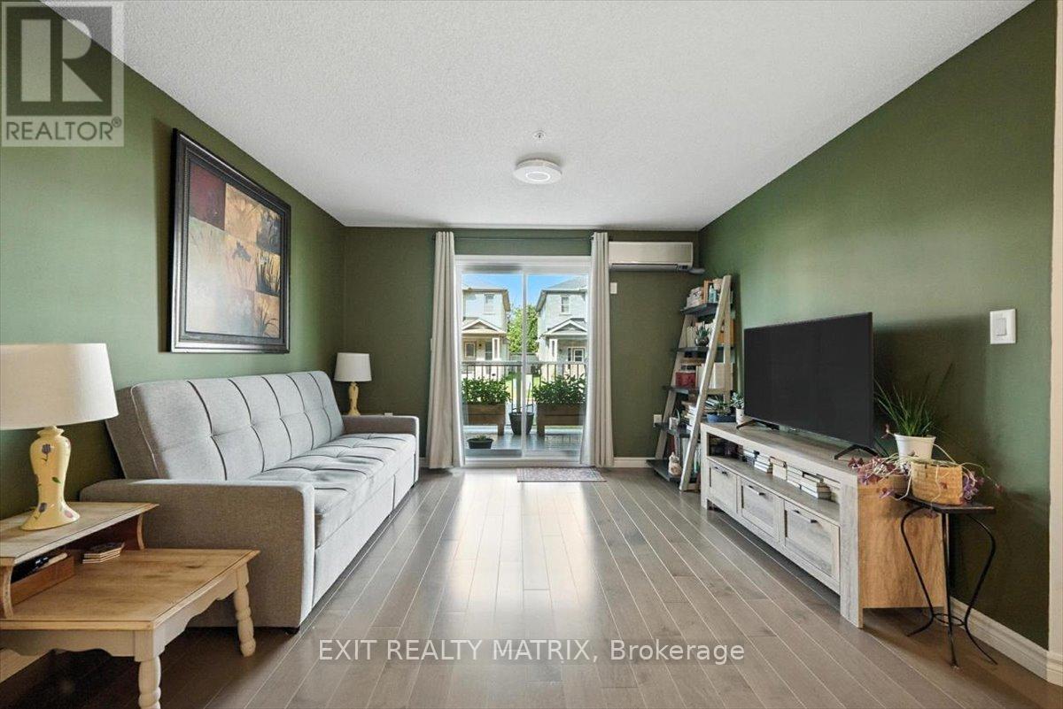 Photo 12 of 108 141 Potts Private, Ottawa ON