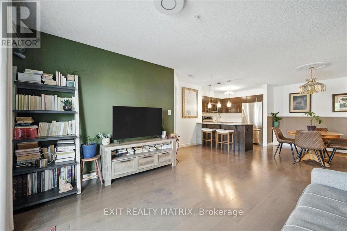 Photo 6 of 108 141 Potts Private, Ottawa ON