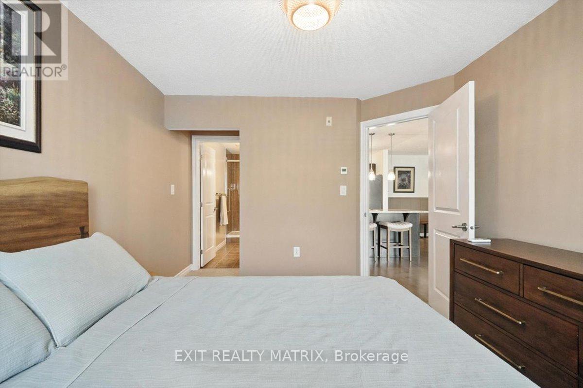 Photo 16 of 108 141 Potts Private, Ottawa ON