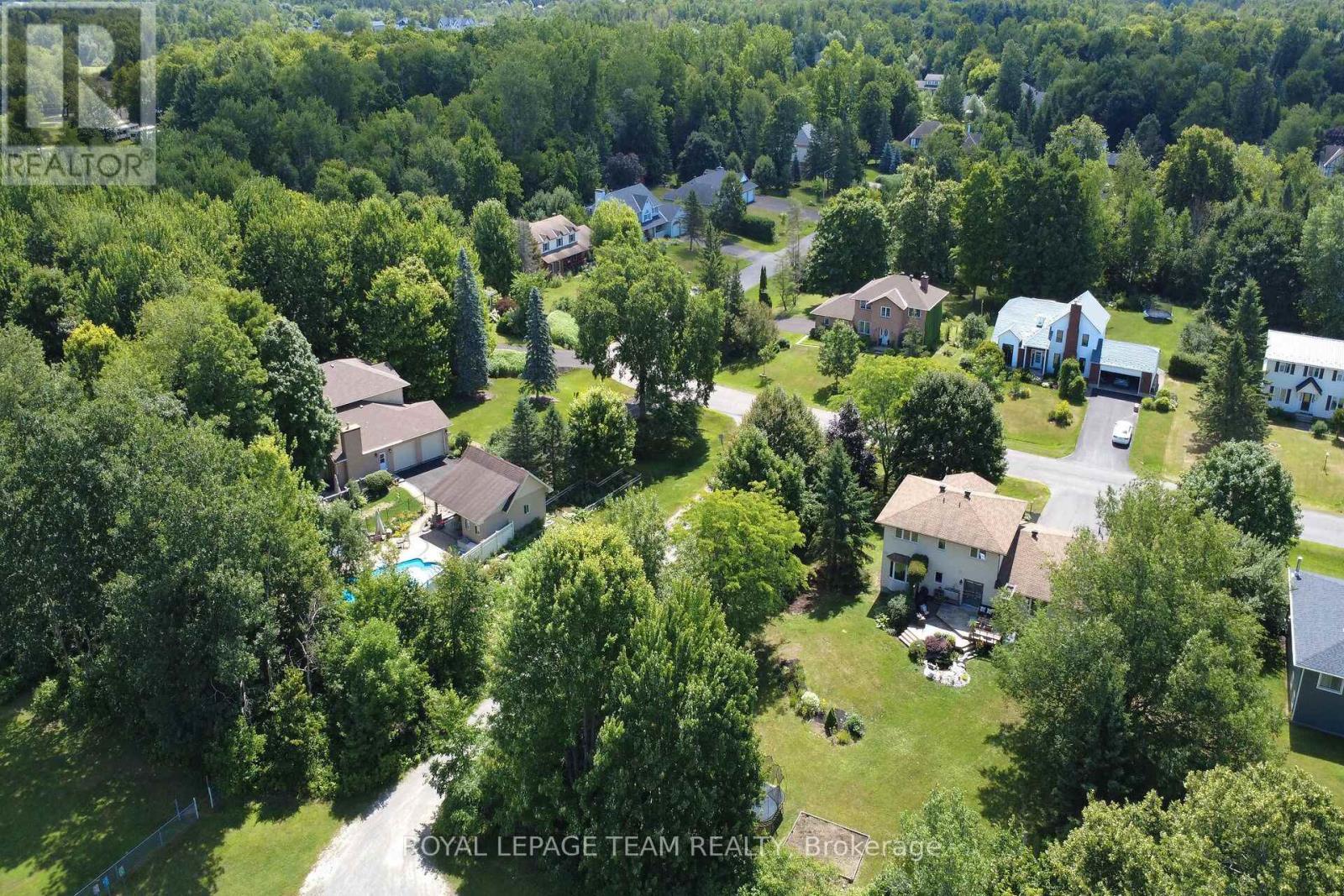 Photo 2 of 7117 Quinnfield Way, Ottawa ON