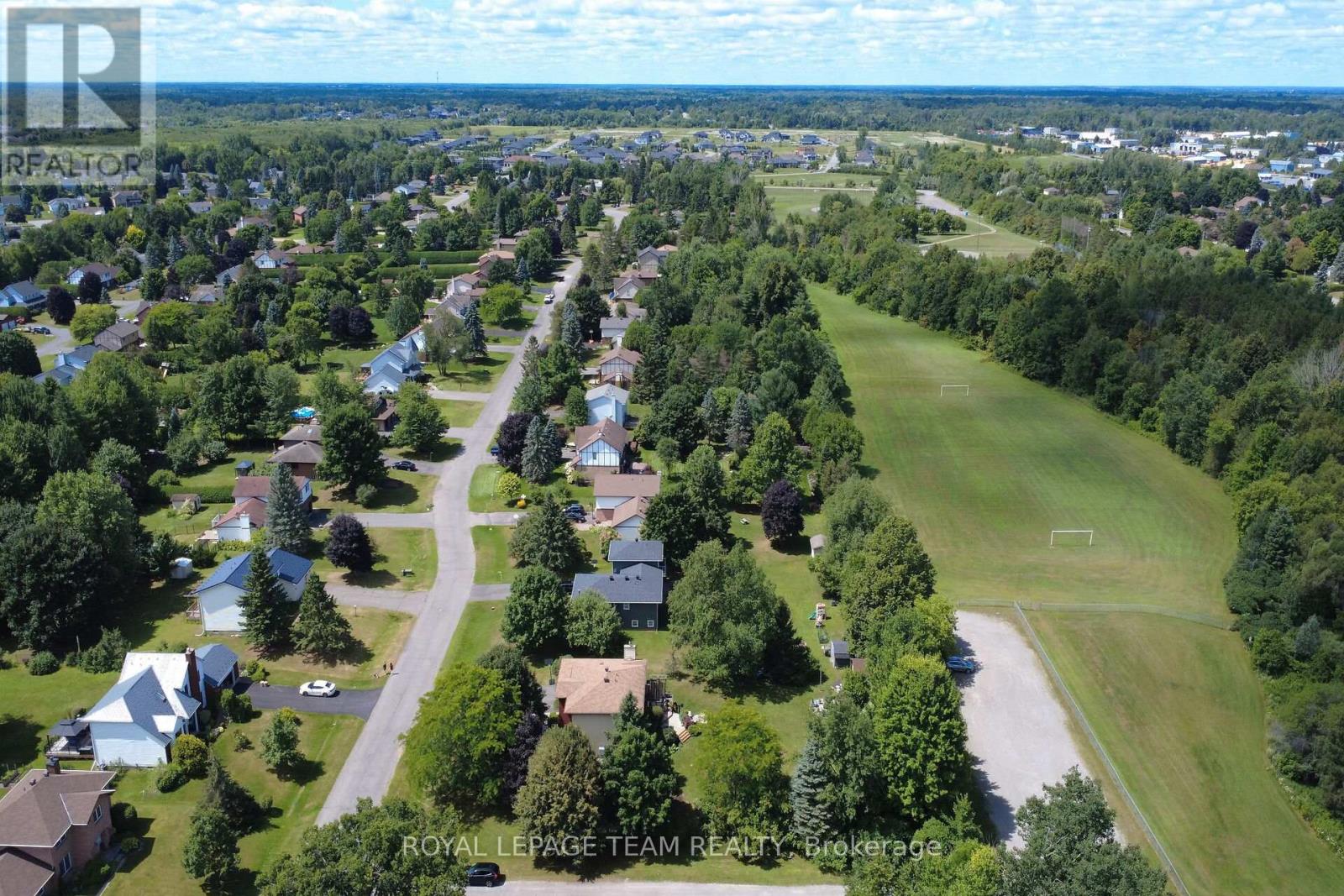 Photo 40 of 7117 Quinnfield Way, Ottawa ON
