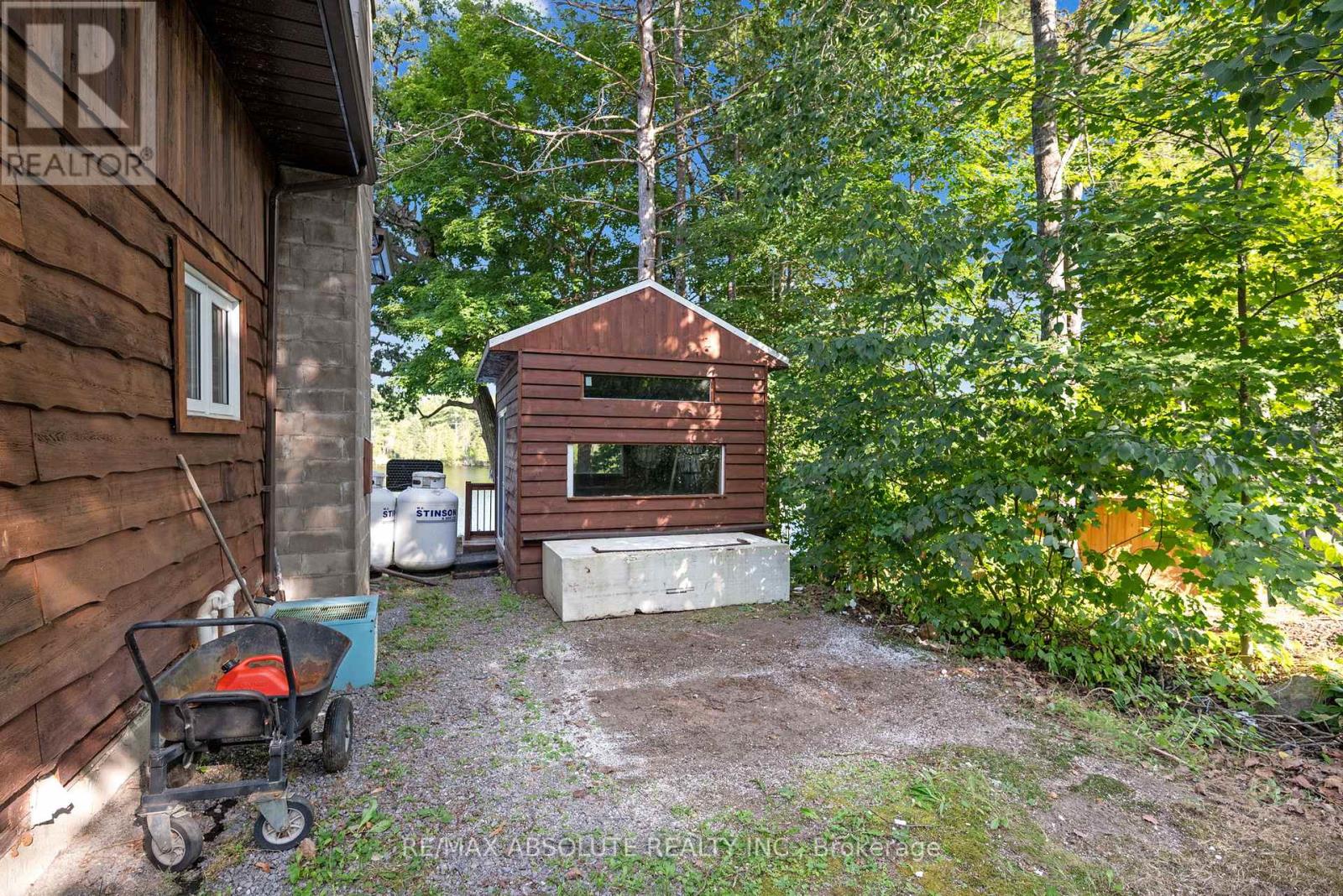 Photo 9 of 3577 Calabogie Road, Greater Madawaska ON