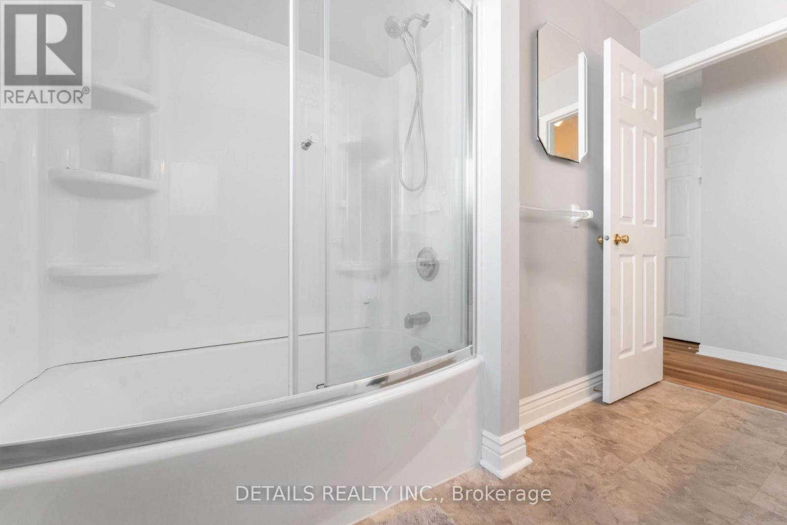 Photo 17 of 12 Henry Goulburn Way, Ottawa ON
